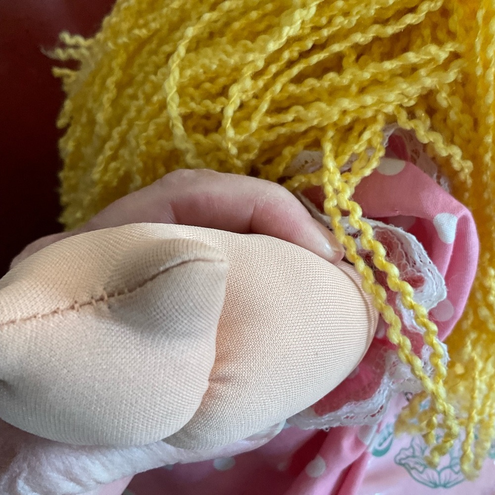 2004 Cabbage Patch Kids Doll, Krista Lisa, Born May 29th, Xavier Roberts - Picture 12 of 13